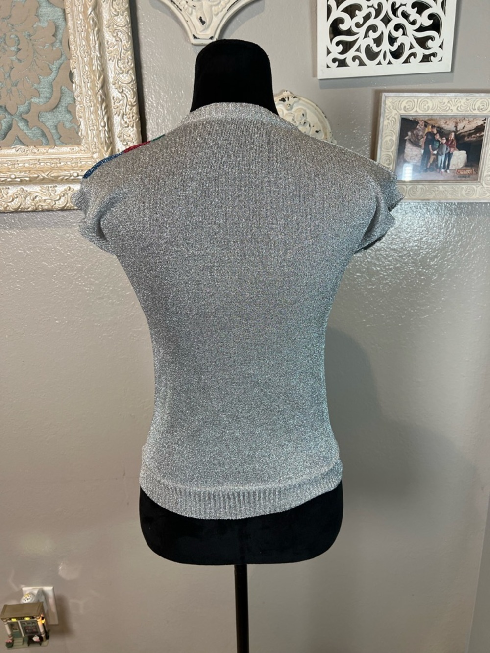 Vintage 1970’s 1980’s Metallic V-Neck Short Sleeve Top - Picture 10 of 10